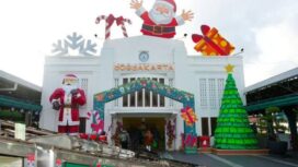 KAI Hadirkan Nuansa Natal dan Tahun Baru di Stasiun dan Kereta. (Foto.ig@keretaapikita) 