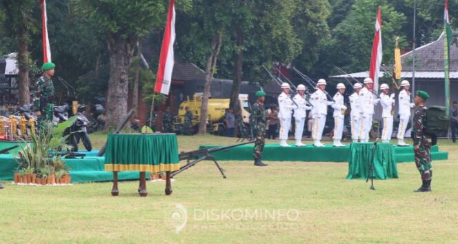 
					Bupati Mojokerto Hadiri Upacara Hari Juang Infanteri ke-77. (Dok.Diskominfo)