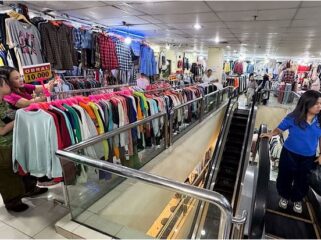 Impor baju bekas