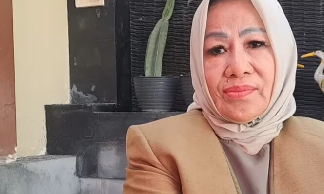 
					Detik-detik Dibukanya Ijazah Asli Jokowi, Penyulut Pecah Kongsi Eggy dengan Roy Suryo