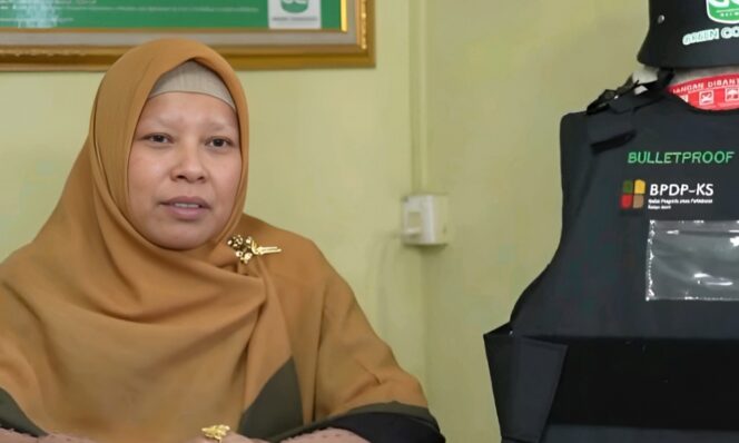 
					Dr. Siti Nikmatin, sumber IPB [YouTube]