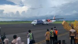 Penerbangan perdana Genpasar-Jember