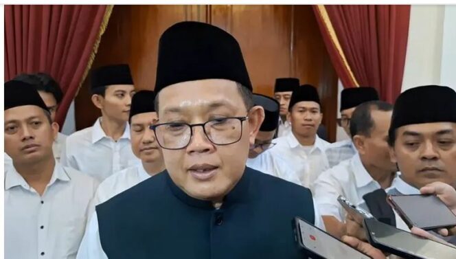 
					Sekdaprov Adhy Karyono