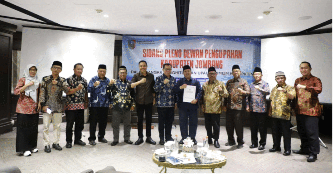 
					Bupati, Ketua DPRD, dan pemangku di sekot pengubahan di Jombang, telah mendapatkan pengesahan kenaikan UMP di Jombang yang berlaku mulai 1 Januari 2026. Foto: Diskominfo Pemkab Jombang