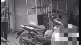 Korban jatuh terkena ledakan bon ikan (bondet) di Warga Dusun Lawatan, Desa Kalirejo, Kecamatan Sukorejo, Kabupaten Pasuruan Kamis sekitar pukul 10.30 wib, 4 Desember 2025.  Pelaku menggunakan kendaraan Beat Nopol. N 3283 TER, diduga plat palsu. Foto: Instagram@pasuruankekinian
