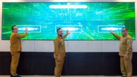 Bupati Gresik didampingi Wabup melaunching Portal Kedaton, sebuah aplikasi untuk melakukan efisiensi manajemen dan keterpaduan data ASN. Foto: Istimewa