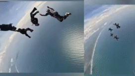 Dua peserta meninggal dunia dalam acara Kejurda Terjun Payung 2025 di Pangandaran, Jawa Barfat, Selas, 30 Desember 2025. Persitiwa ini terjadi akibat perubahan angin pada ketinggian 10.000 m. Foto: