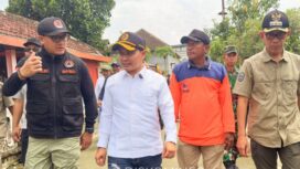 Pemerintah Kabupaten Mojokerto sigap menangani banjir di Dusun Balong, Desa Banyulegi, Kecamatan Dawarblandong. Dok.Diskominfo