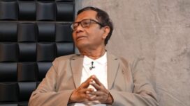 Mahfud MD buka suara soal laporan dugaan penistaan agama yang ditujukan pada Pandji Pragiwaksono. (YouTube/Mahfud MD)