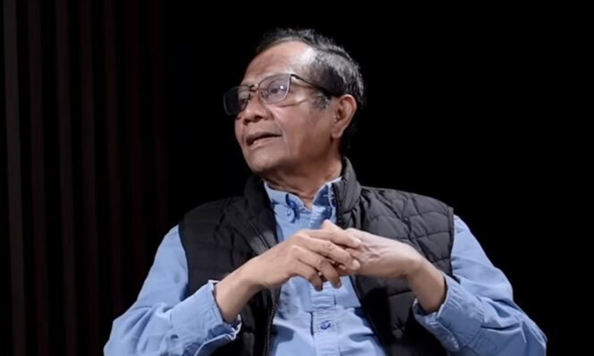 
					Kasus Nadiem Makarim Menurut Pandangan Hukum Mahmud MD, Terkait Chromebook