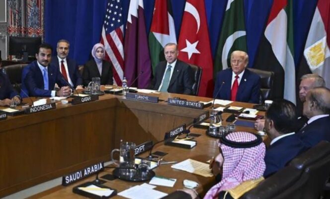 
					Dewan Perdamaian Buatan Trump: Harapan Baru atau Ancaman?