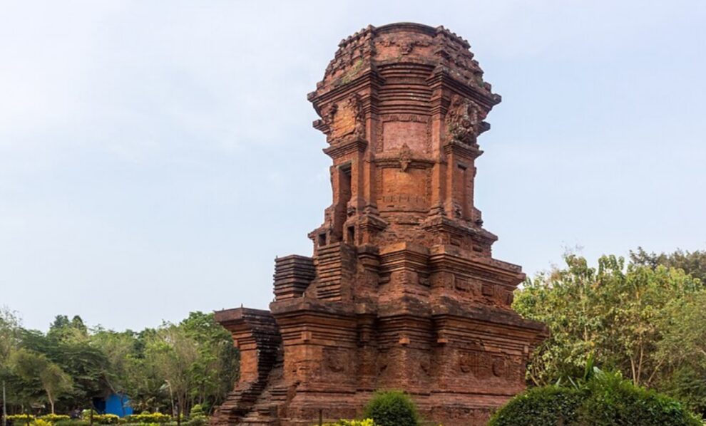 
					Ungkap Misteri Candi Jabung: Warisan Majapahit di Probolinggo