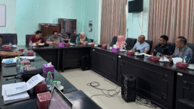 Rapat dengar pendapat antara Komisi D dengan Dinsos Jombang, Senin 19 Januari 2026, membahas tentang detil bantuan sosial 2026 kepada masyarakat Jombang. Foto: kredonews.com/ elok apriyanto