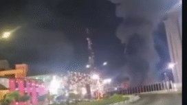 Video amatir telah berada di medsos merekam serangan dan ledakan di sejumlah daerah ibu kota Venezuela, Caracas. Sedikitnya tujuh ledakan besar, terjadi pukul 02.00 dihihari waktu setempat (13.00 WIB), Sabtu 3 Januari 2026. Foto: tangkap layar video Instagram@hitamputih01