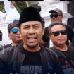 Juru Bicara Aliansi Masyarakat Pati Bersatu (AMPB) Saiful Huda Ayubi menyampaikan informasi akan menggelar acara syukuran massal di alun-alun Pati, sebagai tanda syuk atas OTT dan penetapkan terhadap bupati Sudewo sebagai tersangka, Selasa 20 Januari 2026. Foto: Instragram@murianewscom