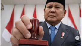 Presiden Prabowo Subianto menyatakan Indonesai siap menghadapi segala kemungkinan, dan menghormati hukum Amerika, terkait pembatalan izi perjanjian Indonesia-Amerika.  Foto: Instagram@pinterpolitik
