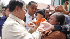 Presiden Prabowo kembali melakukan kunjungan ke Aceh, dan rapat bersama menerti, dan kepala BNPB, untuk mempercepat pemuluhan akibat bencana, Kamis 1 Januari 2026. Foto: prisidenrepublikindonesia