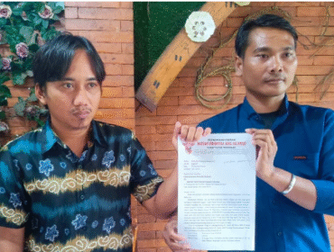 Perwakilan DINAS melaporkan dugaan marka-up proyek  Jaringan Distribusi Utama Desa Bangah – Kolonel Sugiono, Sumokali – Taman Pinang, dan interkoneksi DC antara Perumda dengan PT Rafa Karya Indonesia, terindikasi menyebabkan kerugian keuangan negara mencapai Rp 16 miliar pada tahun 2024. Foto: kredonews.com/ sugeng purnomo