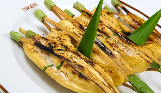 
					Kudapan Prawan Kenes sajian hidangan era HB VIII mulai terlihat adaptasi gaya Eropa. Foto: Kawedanan Tandha Yekti 