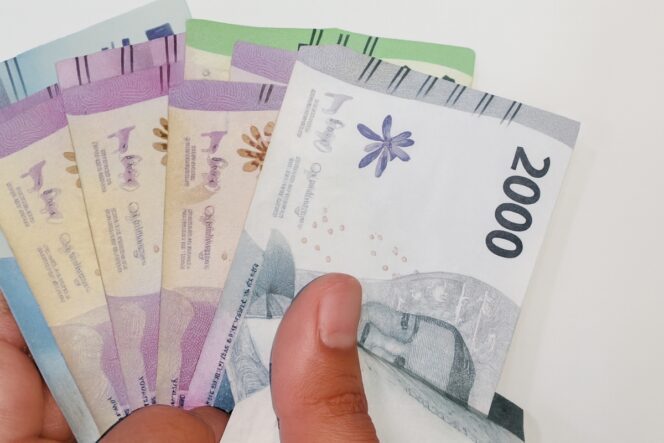 
					Guru honorer di Blitar, Jawa Timur unggah video tentang nominal gaji yang didapatkan. (Instagram/qrrtayn25)