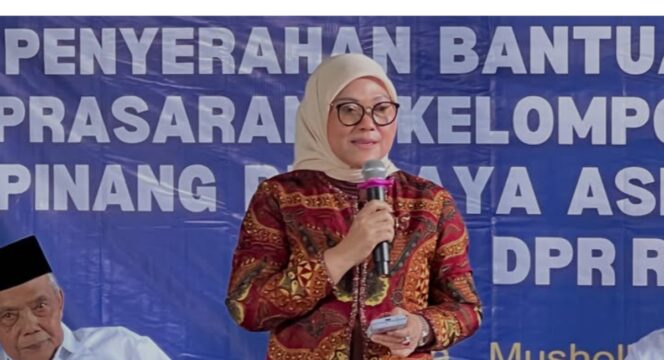 
					Mantan Menteri Ketenagakerjaan Ida Fauziyah menerima uang dalam kasus dugaan pemerasan sertifikat K3. Ist