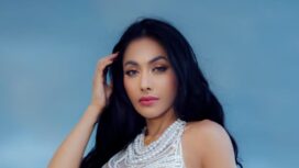 Penyanyi Denada kini tengah menata hidupnya dengan penuh keseriusan. Foto: Instagram Denada Tambunan 