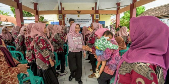 
					Wali Kota Mojokerto Dorong Data Akurat Demi Sukses Imunisasi. Ist