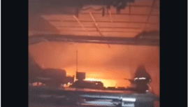 Kebakaran terjadi di area pabrik PT UBM yang berlokasi di Jl. Raya Waru No. 29, Desa Kedungrejo, Kecamatan Waru, Kabupaten Sidoarjo, pada Selasa (17/02/2026) pukul 04.00 WIB. Api berhasil dipadamkan, tanpa ada korban. Foto: Instagram@bpbd_sidoarjo