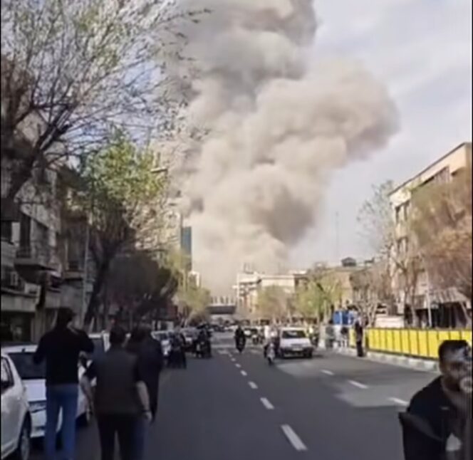 
					Sejumlah rudal Israel telah menyasar Tehera, ibukota Iran, Minggu, 28 Februari 2026.