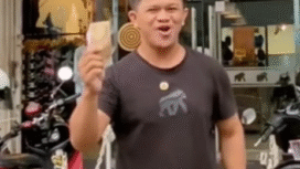 Polesta Tasikmalayan menetapkan dan menahan konten kreatro asal, Ciawai, jawa Barat menjadi tersangka dalam kasus child grooming dalam unggahan 'sewa pacara 1 jam'. Ia ditahan sejak 27 Januari 2026. Foto: beritasenator.com