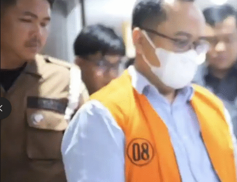 Kejaksaan Tinggi Bengkulu menahan Daryanto, petinggi PT Indonesia Power, diduga korupsi Rp 15 dana  pryek Mus. Foto: Ist