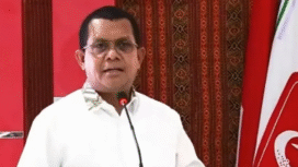 Gubernur NTT,  Timur Emanuel Melkiades Laka Lena menegur keras Sekretaris Daerah Kabupaten Ngada menyusul meninggalnya seorang siswa SD berusia 10 tahun di Kecamatan Jerebuu. Melki mengaku sangat terpukul dengan peristiwa tersebut. Foto: delik.tv


 keras Sekretaris Daerah (Sekda) Kabupaten Ngada atas lambatnya respons terkait kematian siswa SD berusia 10 tahun di Kecamatan Jerebuu.