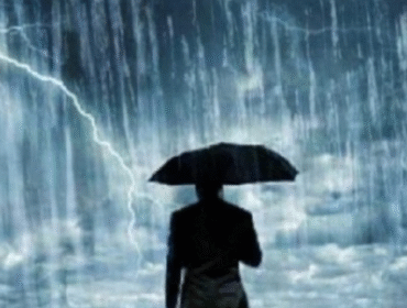 BMKG memprediksi terjadi hujan deras, disertai angin dan petir bisa terjadi di kawasan Kediri, jatim, pada hari Kamis, 5 Februari 2026. Foto: ist
