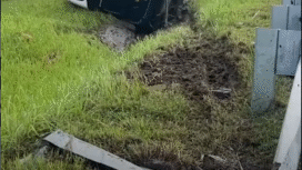 Kecelakaan maut melibatkan bus PO Indorent jurusan Jakarta-Malang dengan truk boks terjadi di ruas Tol Solo-Ngawi kilometer 566 A, Kamis (12/2) pagi. Seorang pramugari dari Blitas meninggal dunia. Foto: Instagram@portalJTV