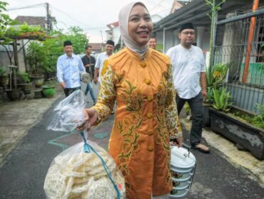 Rantangan Ning Ita: Ramadan Hangat Bersama Warga Mojokerto. Ist