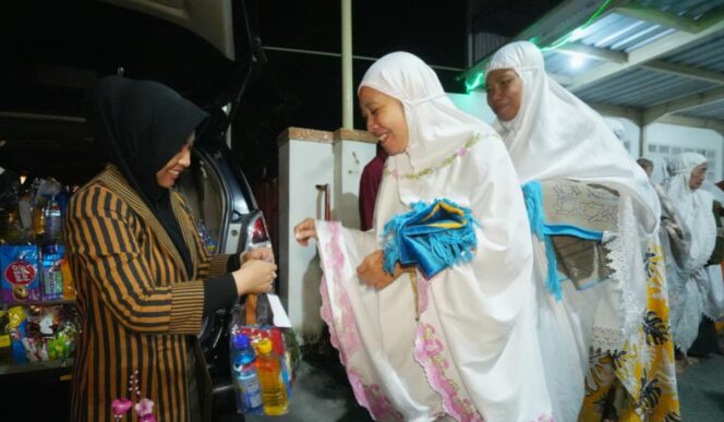 
					Silaturahmi Lebaran di Rumah Rakyat, Wali Kota Mojokerto Undang Warga. Ist