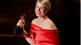 Best Actress Jessi Buckley