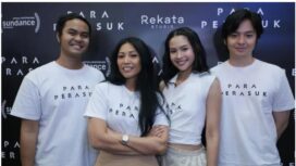 Sutradara Wregas Bhanuteja, Anggun, Maudy Ayunda dan Angga Yunanda (kiri ke kanan) dalam peluncuran OST film 'Para Perasuk' di Jakarta, Senin 30 Maret 2026 (Foto: Dokumentasi/POPLICIST Publicist)