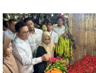 Mendag saat tinjau pasar