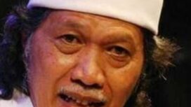 Budayawan asal Jombang, MH Ainun Najib alias Cak Nun. Foto: kredonews com/ dok