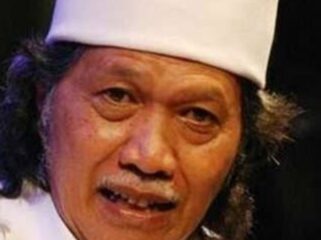 Budayawan asal Jombang, MH Ainun Najib alias Cak Nun. Foto: kredonews com/ dok