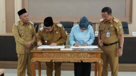 Bupati Jombang dan Kejari Jombang teken perpanjangan MoU kerja sama penangan hukum, Selasa 3 Maret 2026. Foto: kominfo pemkab jombang