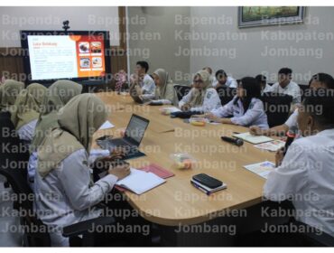 Rapat koordinasi dan evaluasi realisasi kepatuhan pejak makanan dan minuman (mamin) Pemkab Jombang, Rabu 11 Maret 2926. Foto: jombangkab.go.id
