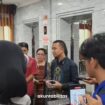 Tim MBG Watch menyerahkan permohonan Judicial Review ke Mahkamah Konsitusi (MK). Foto: Instagram@MBG Watch