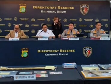 Polda Metro Jaya menggelar konferensi pers, terkait penangkapan terduga pembunuh Ermanto Usman.Foto: Dok/ polda metro jaya