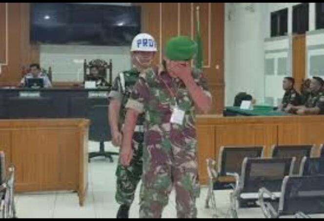 
					Serma Yonanda Agusta, anggora Kodim Ibdragiri, divonis hukuman 20 tahun penjara, dipecat dari dinas kemiliteran. Foto: jejakfakta