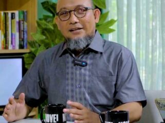 Novel Baswedan, mantan penyidik KPK, korban penyiraman air kers. Foto: Instagram@novelbaswedanofficial
