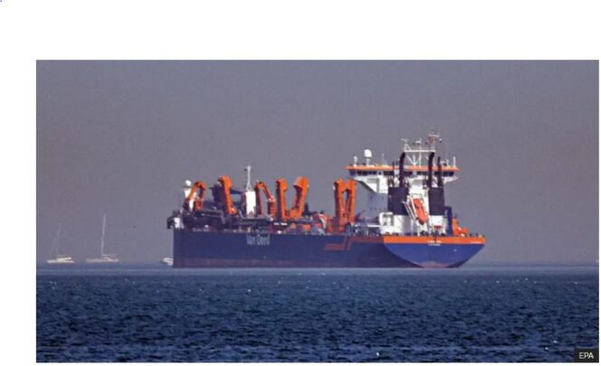 
					Selat Hormuz