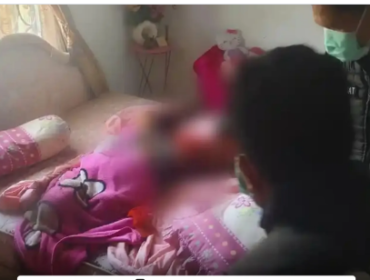 Seorang dokter umum puskemad bernama dokter Shanti hastuti ditemukan telah meninggal dunia, dalam kondisi teletang di tempat tidur. Tangan terlilit kabel, serta mulut disumpal kain hitam. Kasus ini terjadi di Gayo Lues, Aceh, Sabtu 21 Maret 2026. Foto: Instagram@acehgroundtime