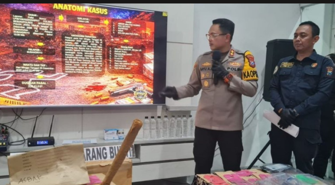 
					Kapolres Situbondo AKBP Bayu Anuwar Sidiqie menyatakan, 